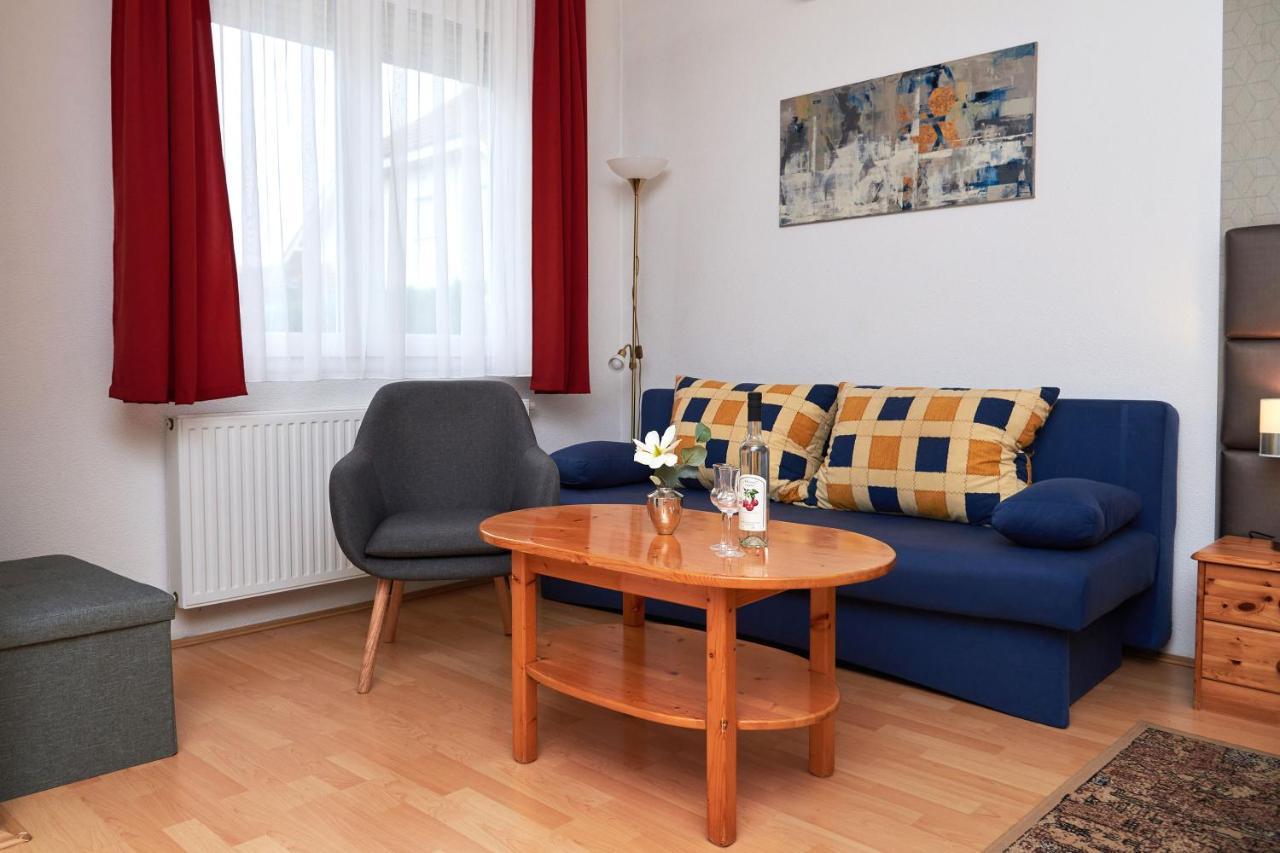 Apartman Brigitte Buekfuerdo Luaran gambar