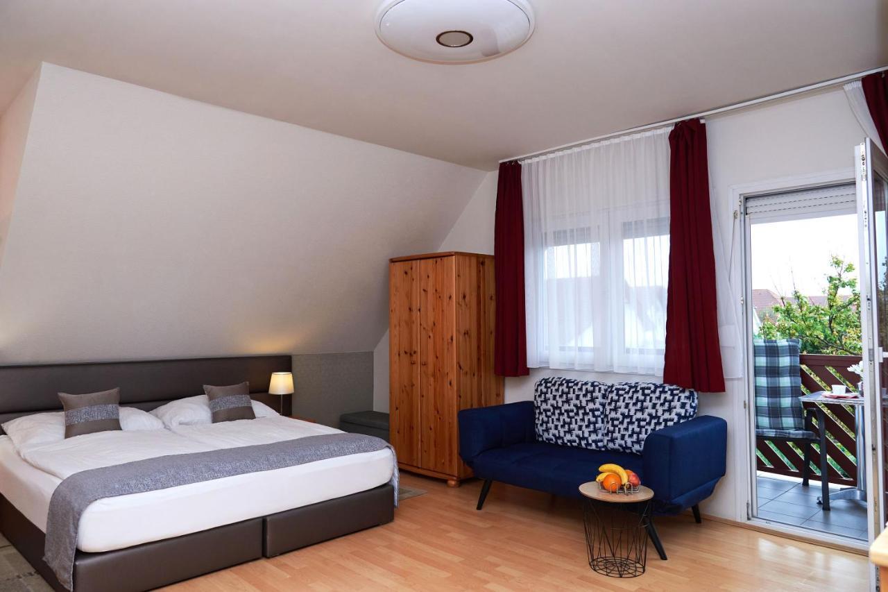 Apartman Brigitte Buekfuerdo Luaran gambar