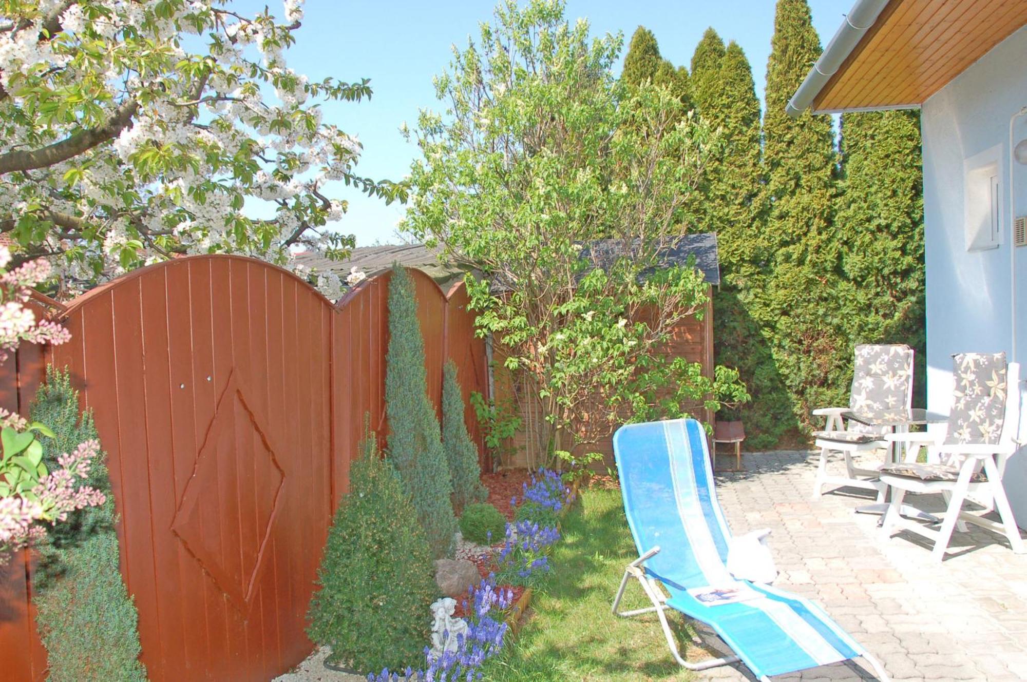 Apartman Brigitte Buekfuerdo Luaran gambar